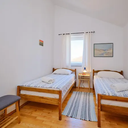 House Сasa de vacaciones Nerezine