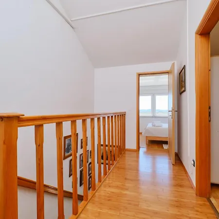 House בית נופש נזרין