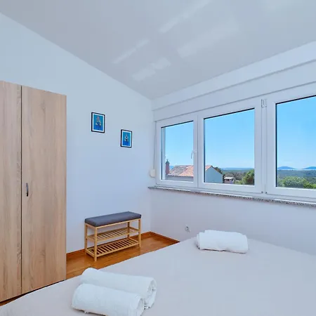 בית נופש House נזרין