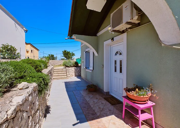 House * نيغيزيني